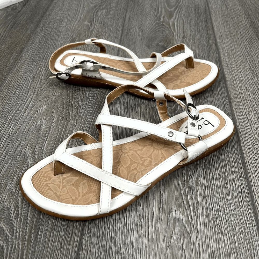 B.O.C. White Sandals Ankle Strap Criss Cross Size 8